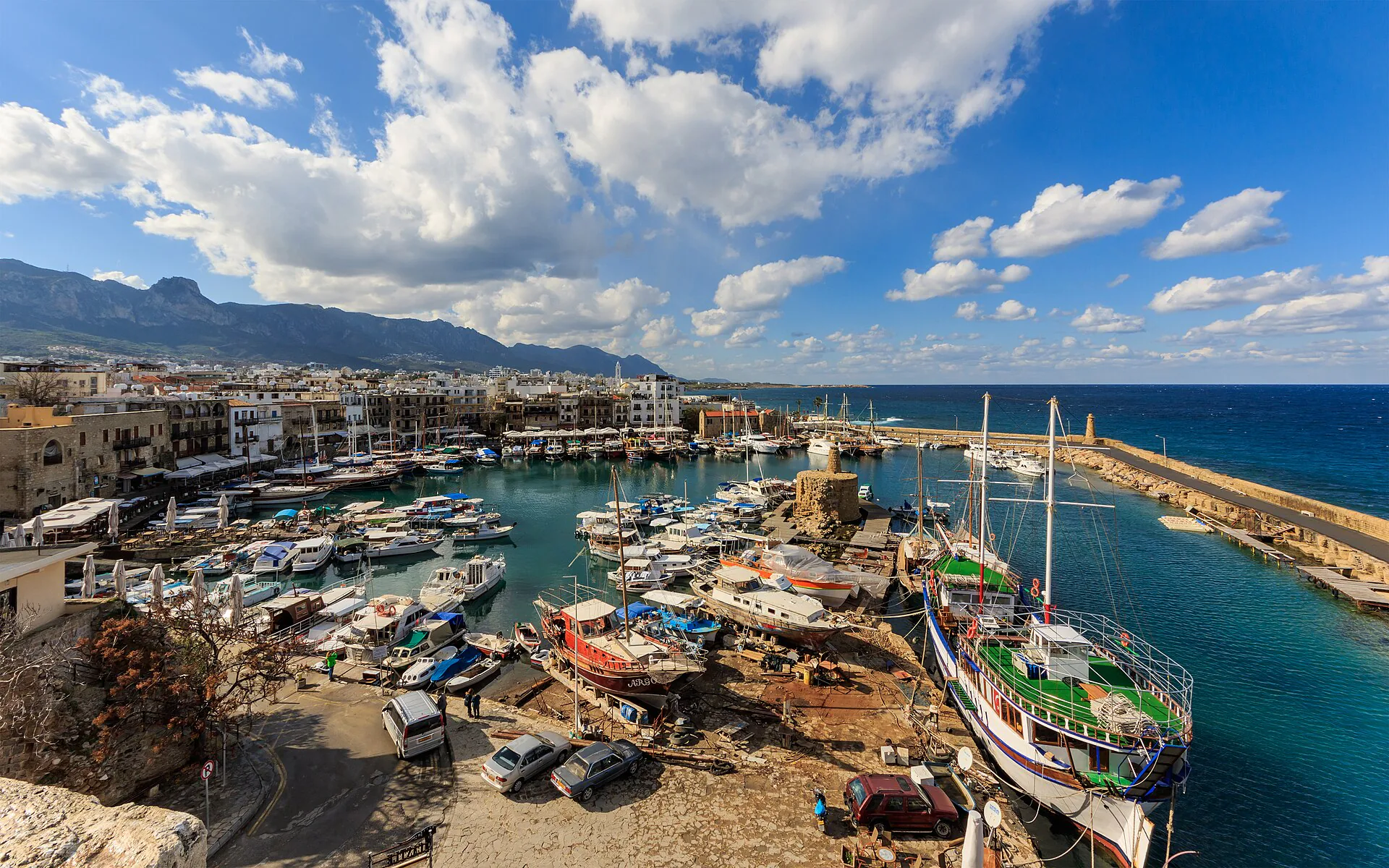 Girne Yat Limanı